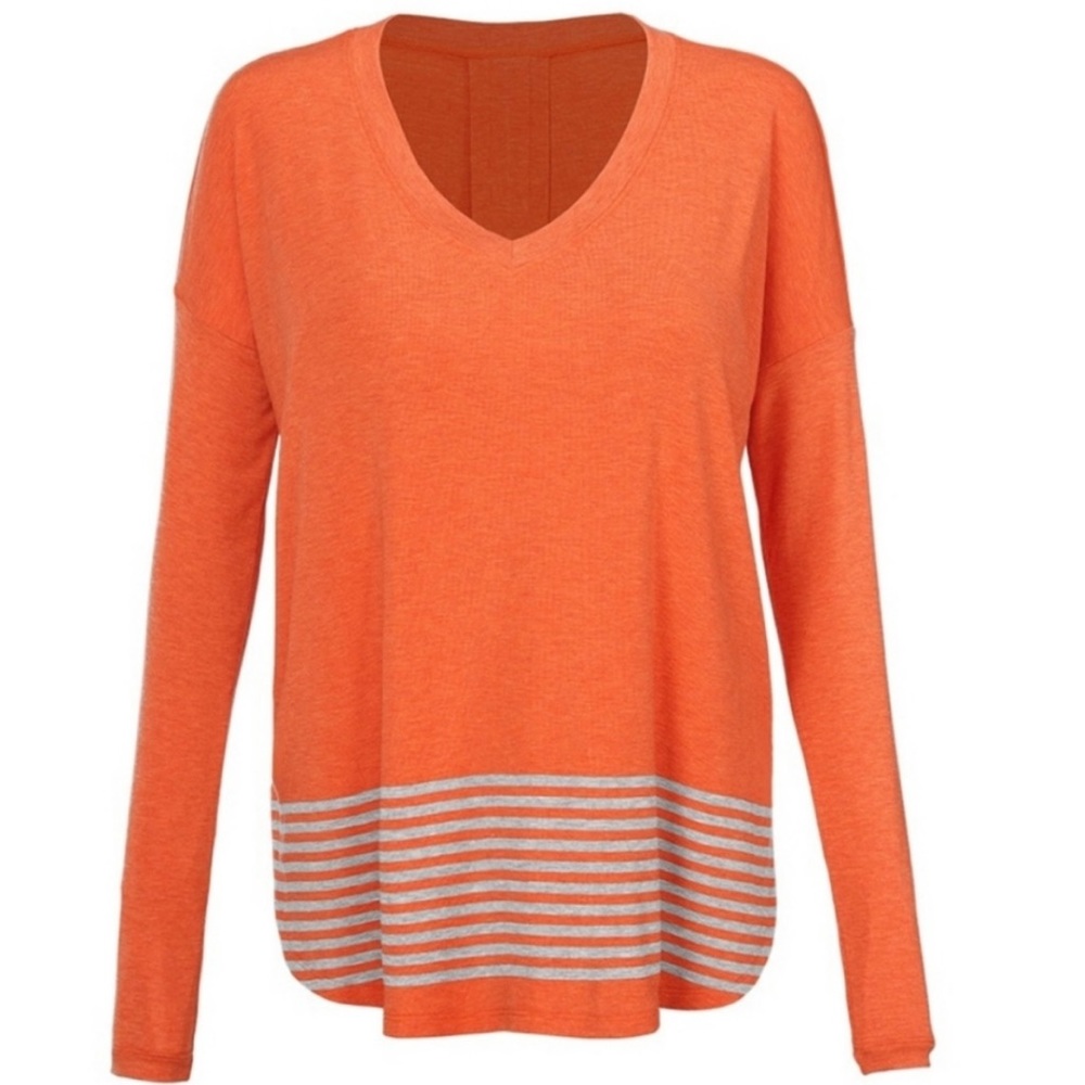 CAbi Hangout Tee